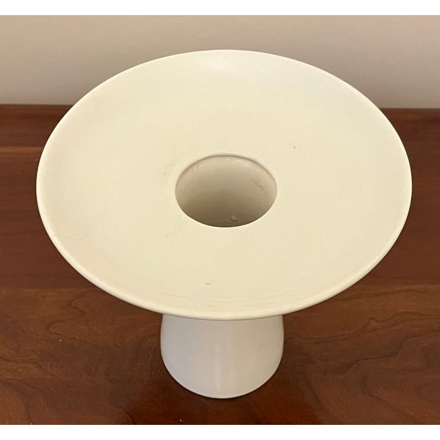 Japanese Mid-Century Modern White Pottery Bud Vase for Flowers / Ikebana For Sale - Image 12 of 15