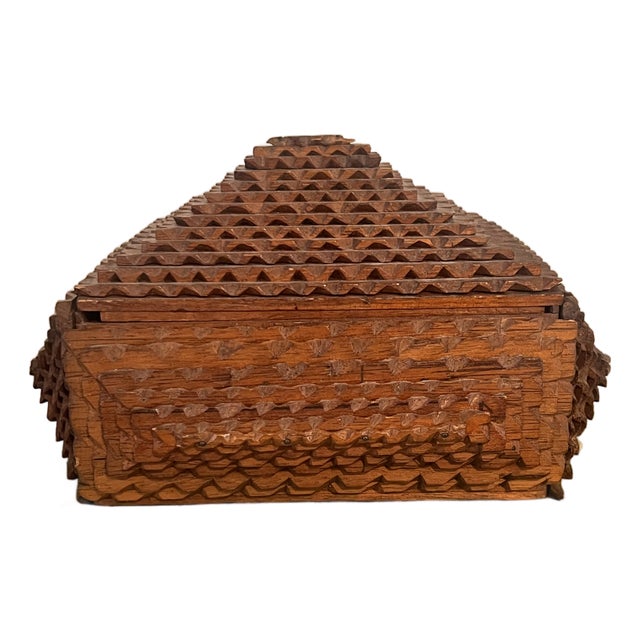 Antique Chip Carved Tramp Art Box For Sale