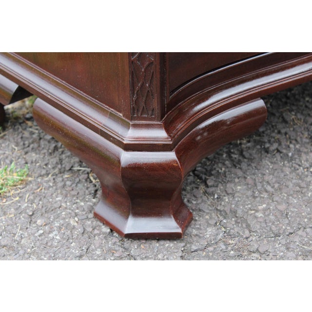 Councill Furniture Mahogany Nightstands—A Pair For Sale - Image 15 of 18