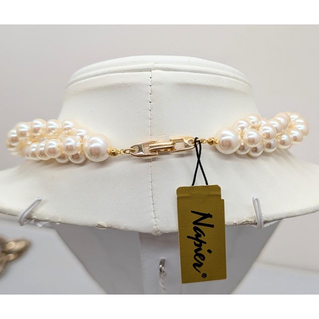 Napier Vintage 1980s Signed Napier Goldtone Frosted Pink Beads & Faux-Pearls Torsade Necklace For Sale - Image 4 of 8