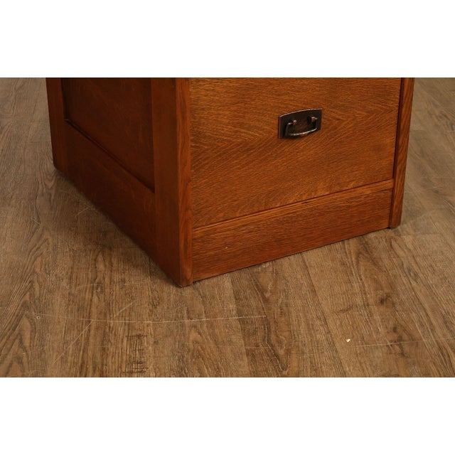 Stickley Mission Collection Oak Filing Cabinet For Sale In Philadelphia - Image 6 of 18