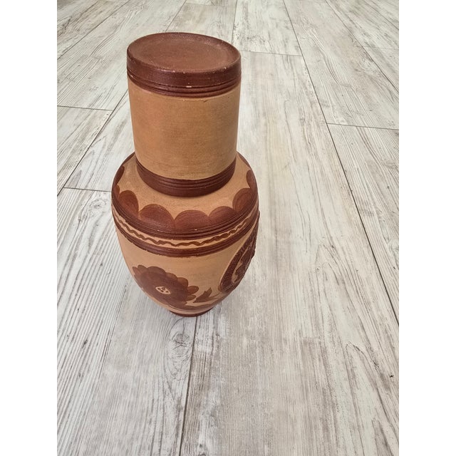 Vintage Folk Art Cuernavaca Mexican Folk Art Terracotta Botellón & Cup Set - 2 Pieces For Sale - Image 10 of 12