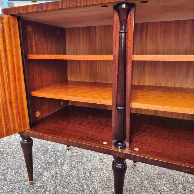 Mid-Century Modern Italian Flamed Mahogany Sideboard with Inlays, 1950s For Sale - Image 13 of 18