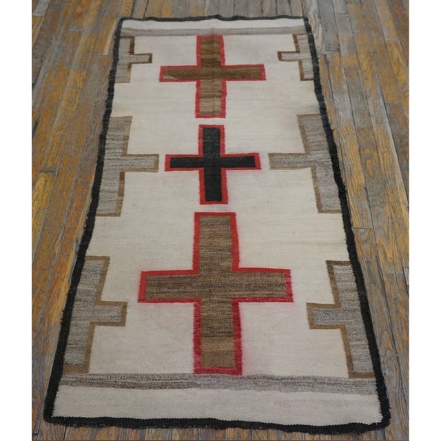 Early 20th Century American Navajo Style Carpet ( 2'6" X 4'9" - 76 X 145 ) For Sale - Image 11 of 12