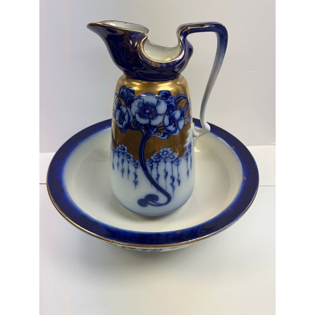 Metal Exquisite Art Nouveau Flow Blue Wash Basin Set For Sale - Image 7 of 10