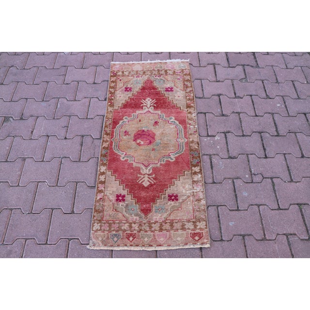 1960s Traditional Cappadocia Handmade Oushak Doormat Rug For Sale - Image 10 of 10