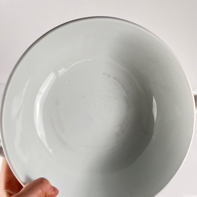 Round Rouen Sainfoin Model Soup Tureen from Gien, 1990 For Sale - Image 10 of 17