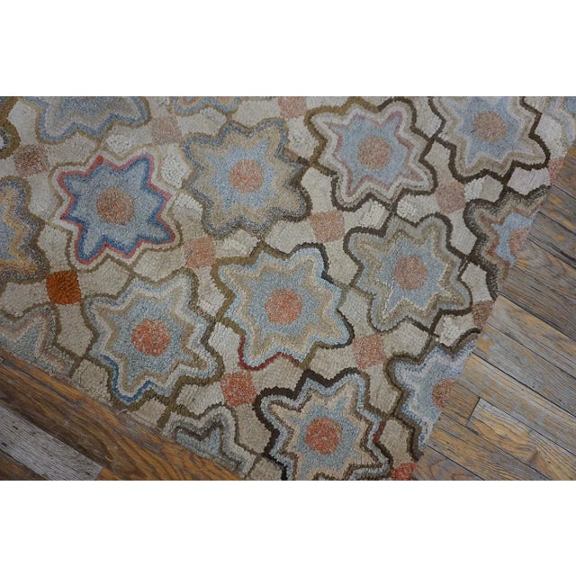 1890s Gray Star Medallion Folk Art Antique American Hooked Rug 3' 4"x 4' 10" Knotted Wool Carpet For Sale - Image 12 of 12
