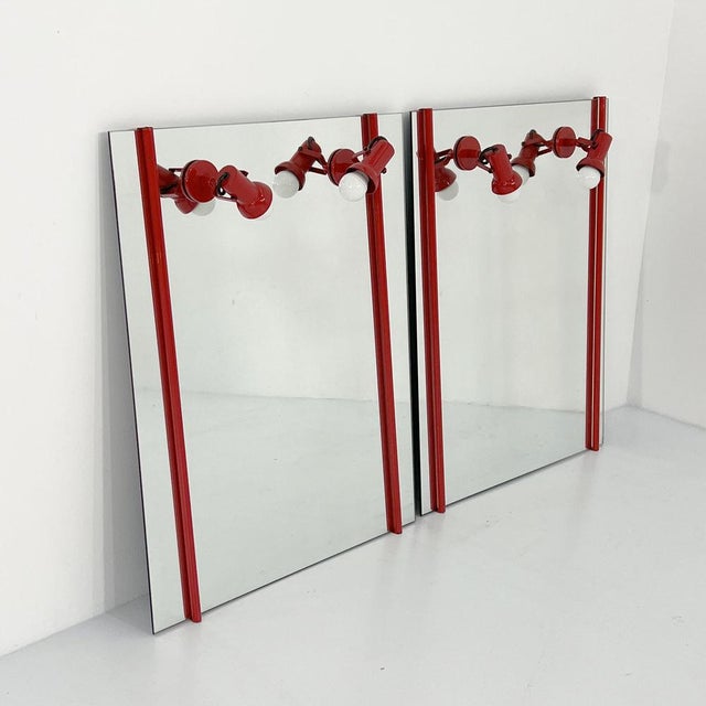 Red Vanity Mirror in Metal with Adjustable Lamps, 1970s, in Good conditions. Designed 1970 to 1979