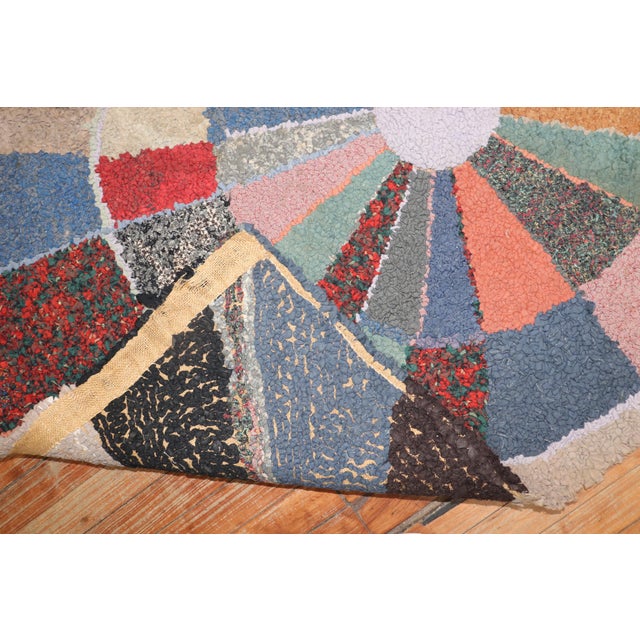 Vintage American Hooked Scatter Size Rug - 3'2" x 5'11" For Sale In New York - Image 6 of 10