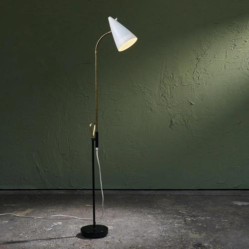 Metal, BrassMax Height 140 cm / 55.1 in Min Height 90 cm / 35.4 in Width 38 cm / 15.0 in Depth 18 cm / 7.1 inShort lead...