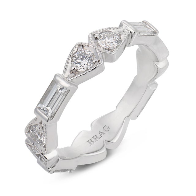Contemporary Vintage Mixed Cut Diamond Platinum Eternity Band, Size 5 For Sale - Image 3 of 6