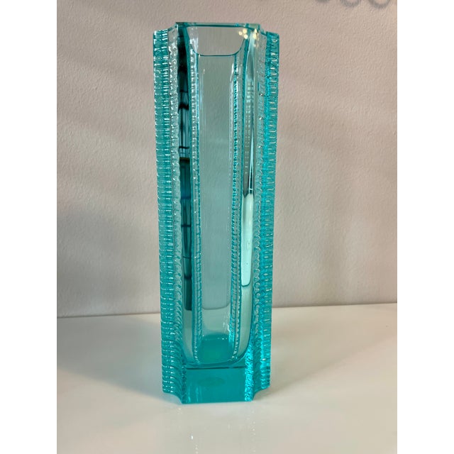 Bohemia Beryl Art Glass Vase by Milos Philip for Skrodlovice, 1950s For Sale - Image 6 of 7