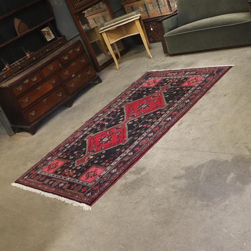 Vintage Wool Rug in Red For Sale - Image 3 of 6