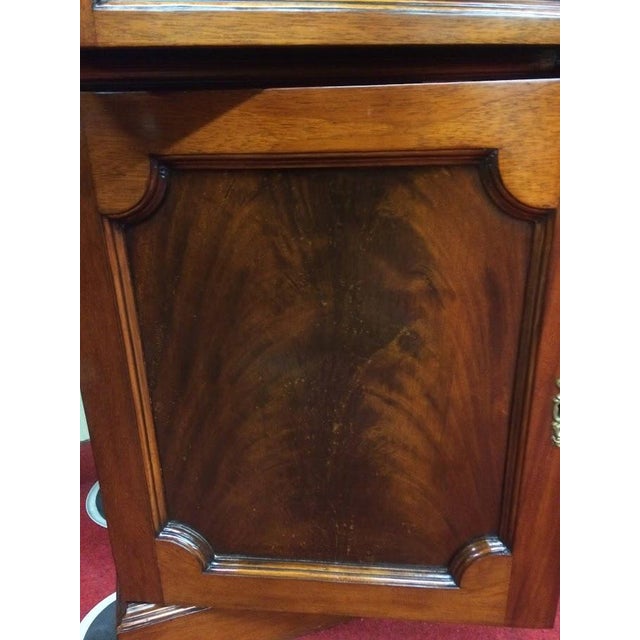 Vintage Federal China Cabinet, Lighted Breakfront Mahogany For Sale - Image 12 of 12