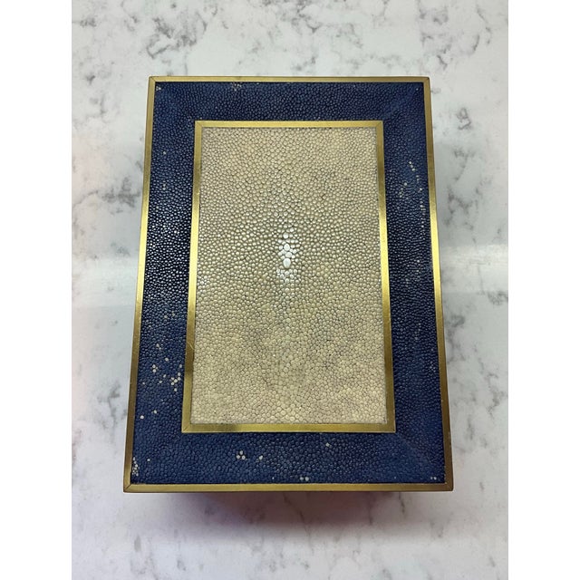 Karl Springer Vintage Shagreen Blue Beige Gold Dresser Jewelry Cigarette Box For Sale - Image 4 of 8