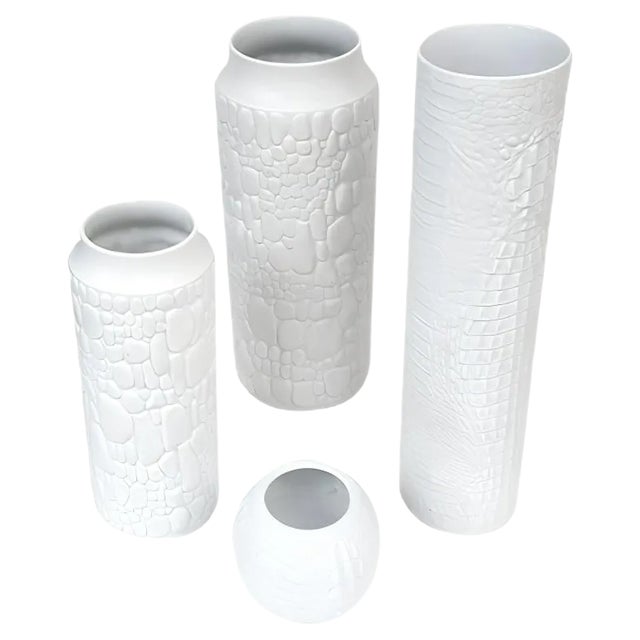 White Biscuit Vases with Reptile Decor from Kaiser, 1970s, Set of 4 For Sale