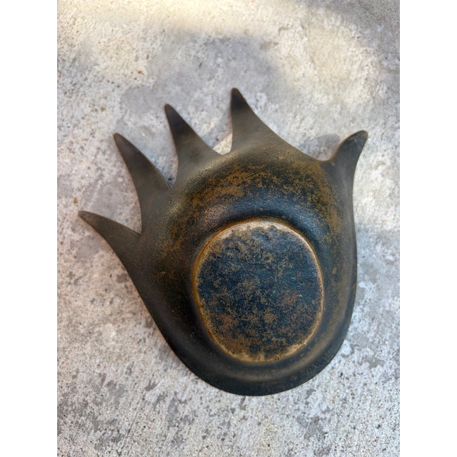 Vintage Brutalist Walter Bosse Sculptural Bronze Hand Bowl or Ashtray, Herta Baller, Austria, 1950s For Sale - Image 11 of 12