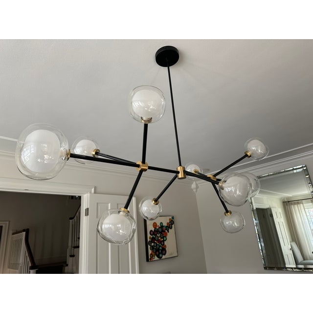 Metal Modern Nobila Linear Chandelier – Sculptural Modern Elegance For Sale - Image 7 of 13