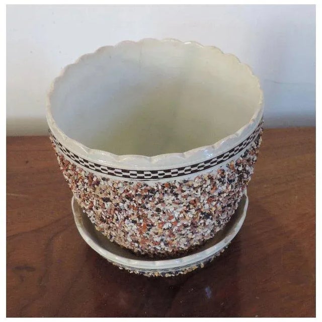 Early 19th Century Antique 18th / Early 19th Century English George III Staffordshire Pearlware Mochaware Sanded Flower Pot and Under Tray Cachepot For Sale - Image 5 of 10