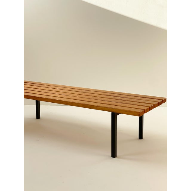 Slatted bench, coffee table, modernist Around 1960 Materials: lacquered wood (pine) and metal L160cm D50cm H39cm Beautiful...
