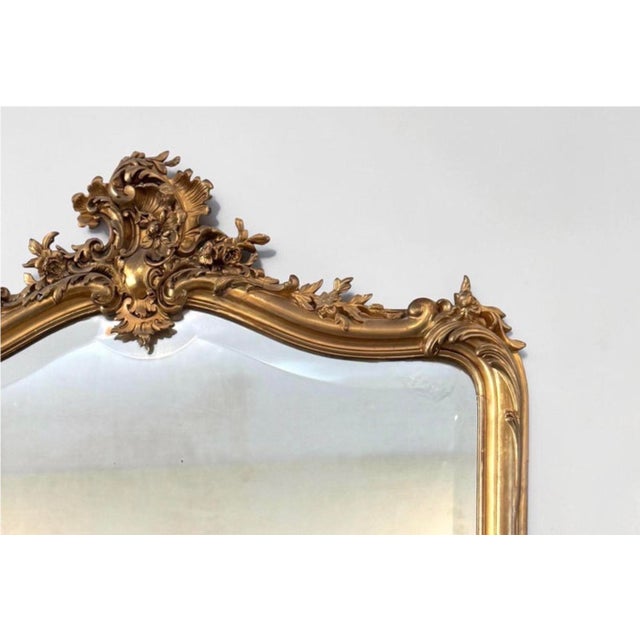 French 19th-Century French Napoleon III Style Giltwood Beveled Mirror For Sale - Image 3 of 8