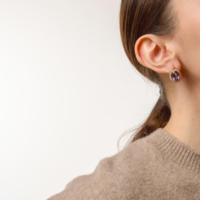 Early 20th Century Early 20th Century Pair of Victorian 10.00 Carat Amethyst Diamond 18k Yellow Gold Cluster Earrings For Sale - Image 5 of 6