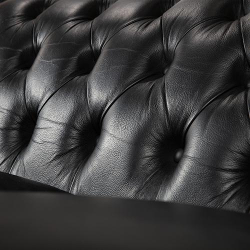 Chesterfield Three-Seater Black Sofa in Leather For Sale - Image 5 of 11