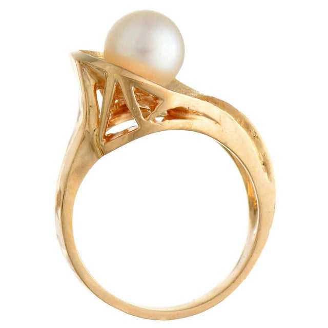 14KY Akoya Pearl Loop Ring, size 5.25 For Sale - Image 4 of 5