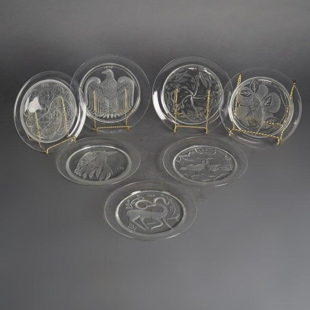 Early 20th Century Twelve-Piece French Lalique Commemorative Crystal Plate Set For Sale - Image 10 of 10