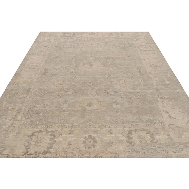 This 8×10 rug from the Modern Classics Collection by Rug & Kilim is from a new line inspired by antique Oushak rugs. Hand-...