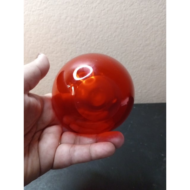 1980s Murano Made in Italy Red Art Glass Apple Paperweight For Sale In Dallas - Image 6 of 9