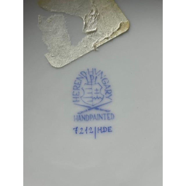 Ceramic 1980s Herend Hungary Handpainted 7212 White Porcelain Cachepot For Sale - Image 7 of 7