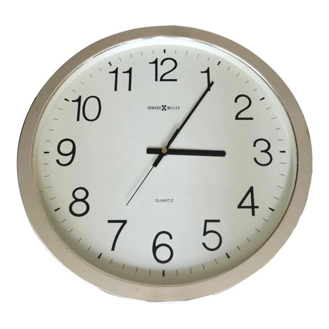 1970’s Mid-Century Modern Howard Miller Wall Clock For Sale