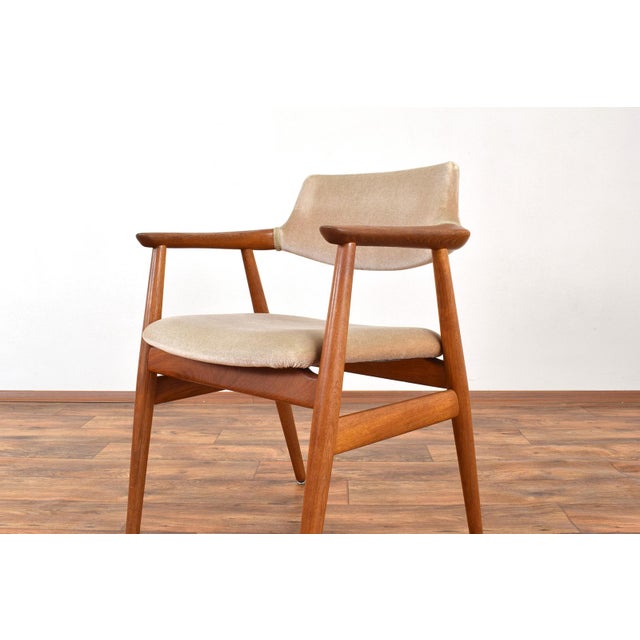 Beige Mid-Century Modern Danish Teak Armchair by Svend Åge Eriksen for Glostrup, 1960s For Sale - Image 8 of 12