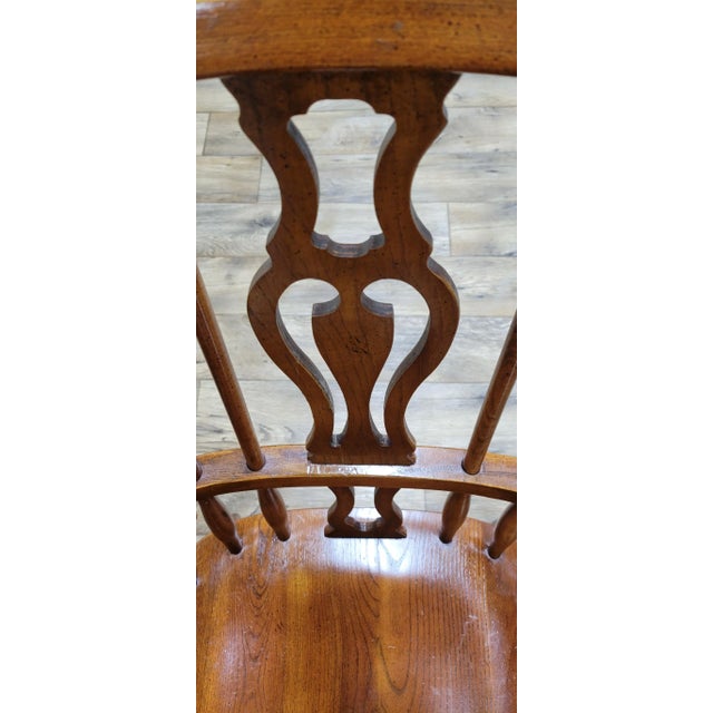 Vintage Windsor English Style Farmhouse Hoop Back Dining Arm Chairs