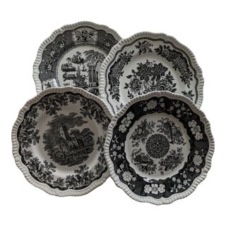 Beautiful Vintage Spode Plates Set of 4 Regency Series Originally Introduced 1825-1848 For Sale