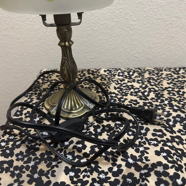 1980s Vintage Shanghai Union Arts & Craft Co. Reverse Painted Floral Table Lamp With Frosted Glass Shade For Sale - Image 5 of 7