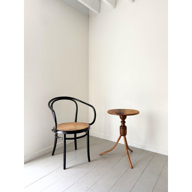Secessionist Occasional Table with Splayed Legs, 1920 For Sale - Image 4 of 8