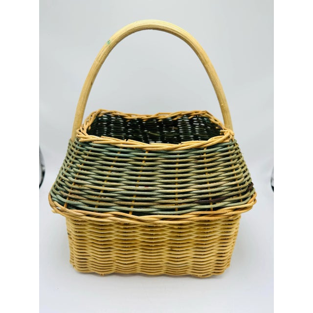 Vintage Christmas Wicker Basket For Sale - Image 4 of 8
