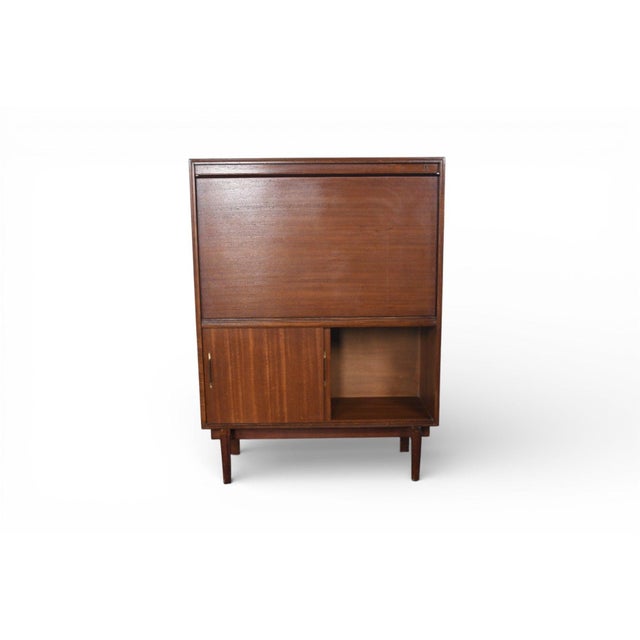 Mid 20th Century Beaver + Tapley Narrow Cocktail Bar in Mahogany #2 For Sale - Image 4 of 9