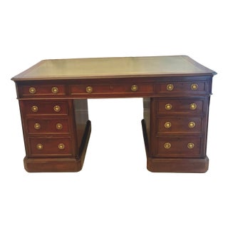 Antique Victorian Mahogany Freestanding Pedestal Kneehole Desk with Fitted Stationery Drawers and Writing Slides, 1850 For Sale