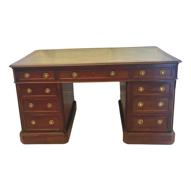 Antique Victorian Mahogany Freestanding Pedestal Kneehole Desk with Fitted Stationery Drawers and Writing Slides, 1850 For Sale