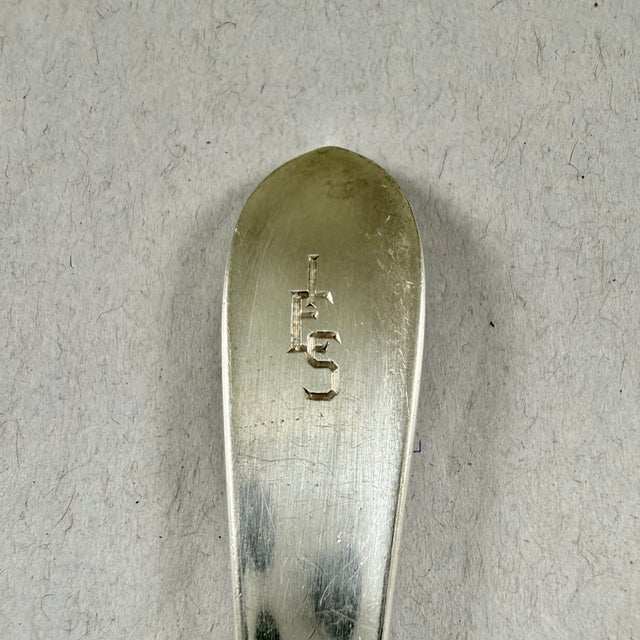 1930s Stieff Sterling Silver Corsage Repoussé Pattern Butter Pick For Sale - Image 9 of 11