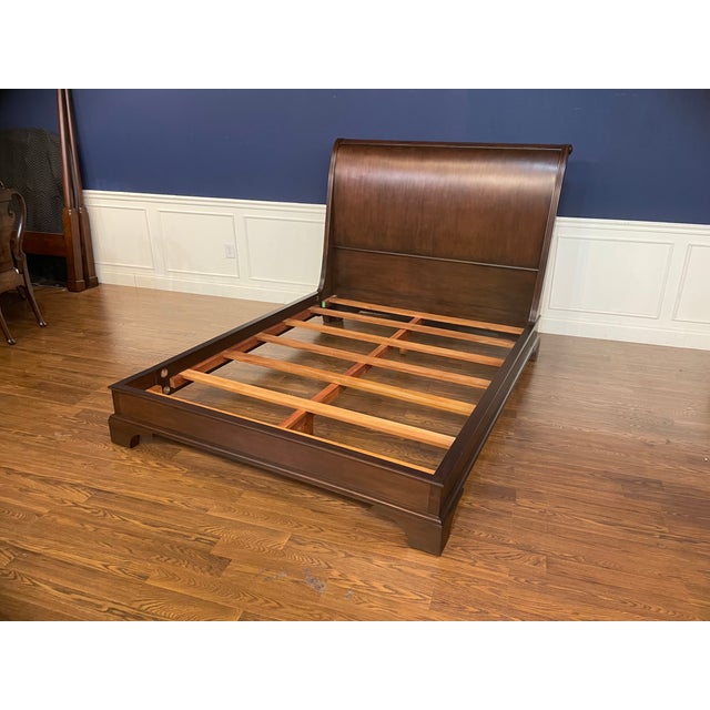 Traditional Mahogany Queen Size Sleigh Bed With Low Footboard by Leighton Hall - Showroom Sample For Sale - Image 3 of 7