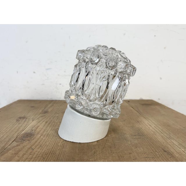 Vintage White Porcelain Wall Light, 1970s For Sale - Image 4 of 12
