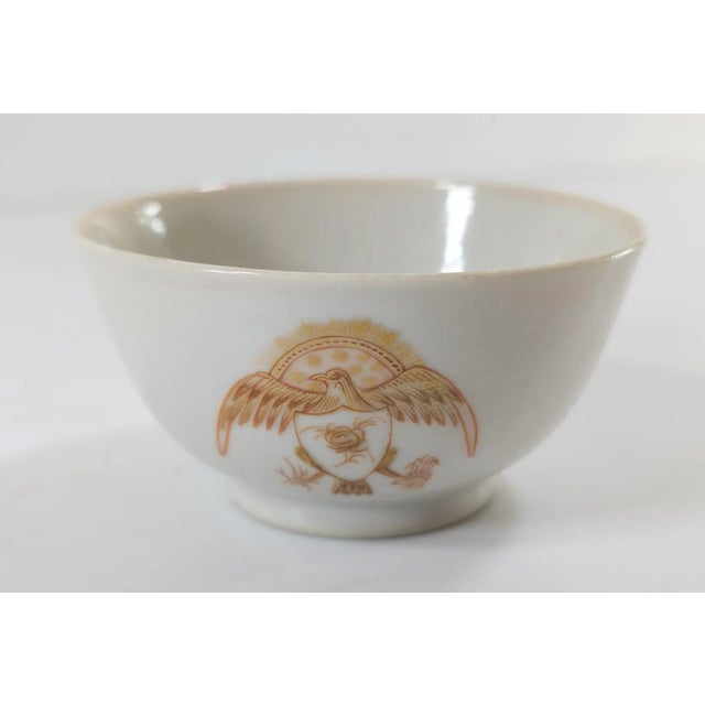 Ceramic 18th Century Chinese Export Armorial Teacup and Saucer With Seal of the United States For Sale - Image 7 of 12