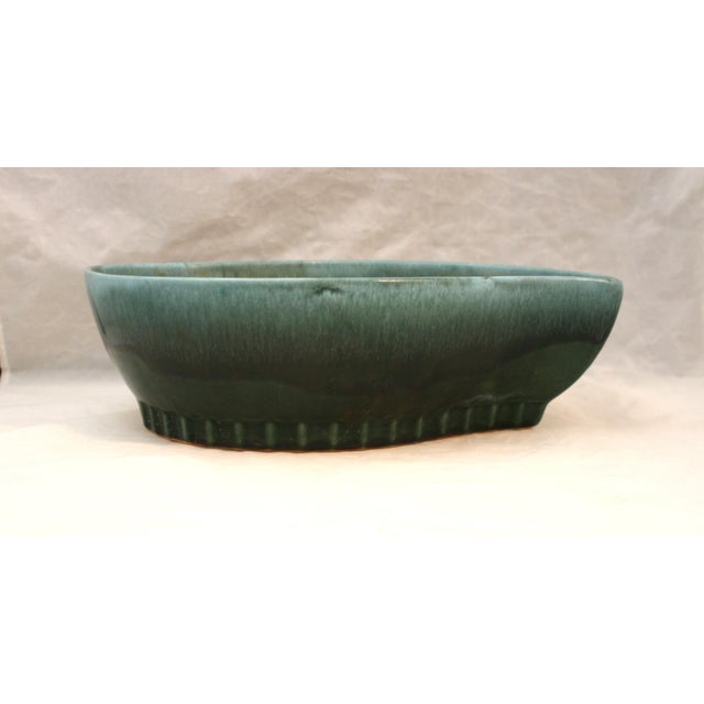 Ceramic 1960s Mid Century Modern Hull Pottery Green Drip Glaze Leaf Shaped Planter Bowl 406 For Sale - Image 7 of 10