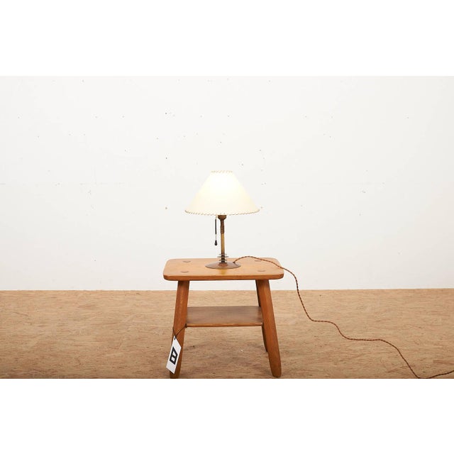 Table Lamp with Brass Base by Arthur Streit, 1930s, in Good conditions. Designed 1920 to 1949 This piece has an...