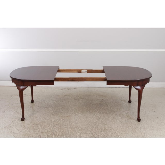 Henkel Harris Queen Anne Mahogany Dining Room Table For Sale - Image 9 of 13